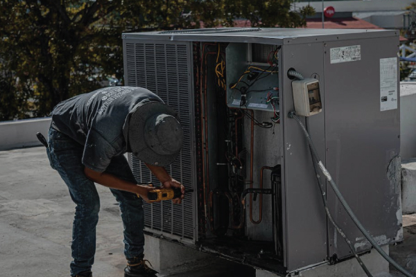 Air Conditioning Repairman